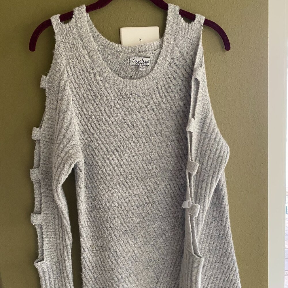 Almost Famous Grey Pullover Sweater